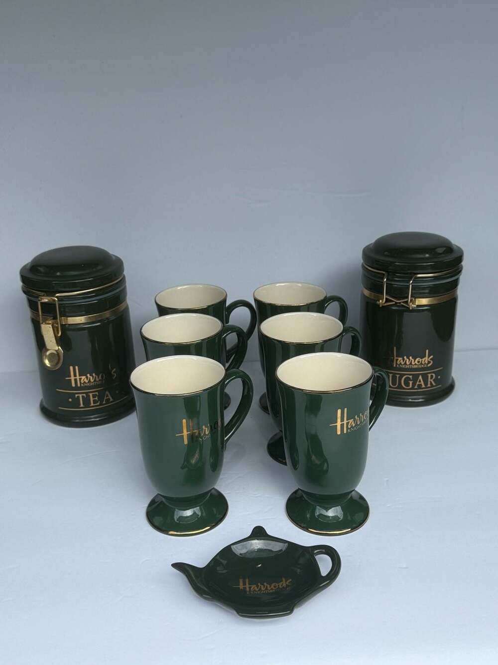 Harrods Knightsbridge Green and Gold Tea and Sugar Canister Set with 6 Mugs